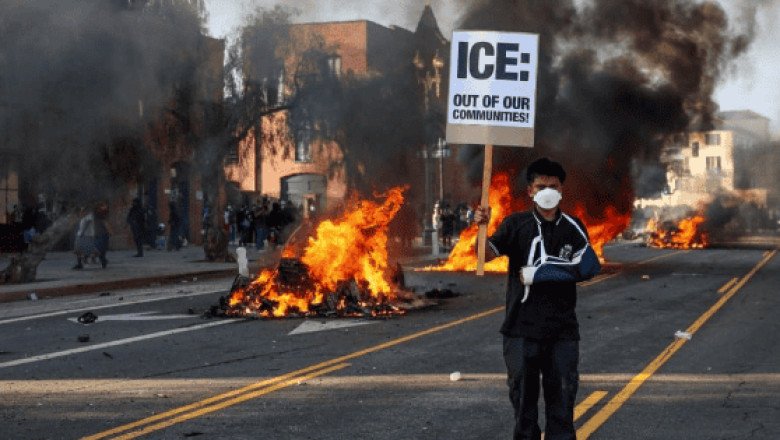 Reportan aumento del 700% en agresiones contra agentes de ICE en EU