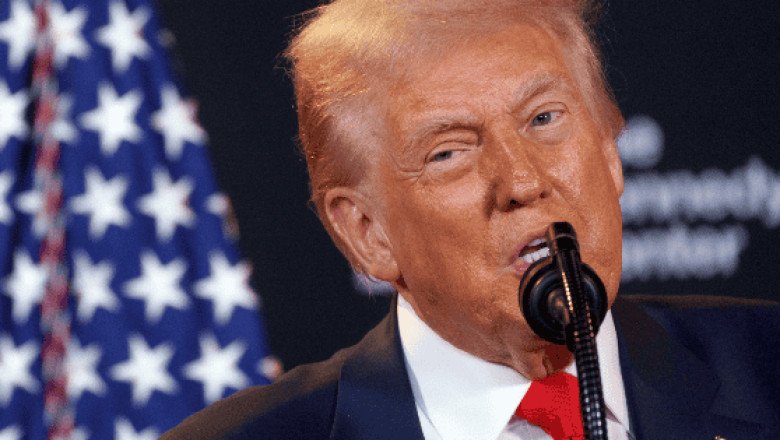 Trump sugiere que Zelenski podría unirse a cumbre con Putin en ESTE caso