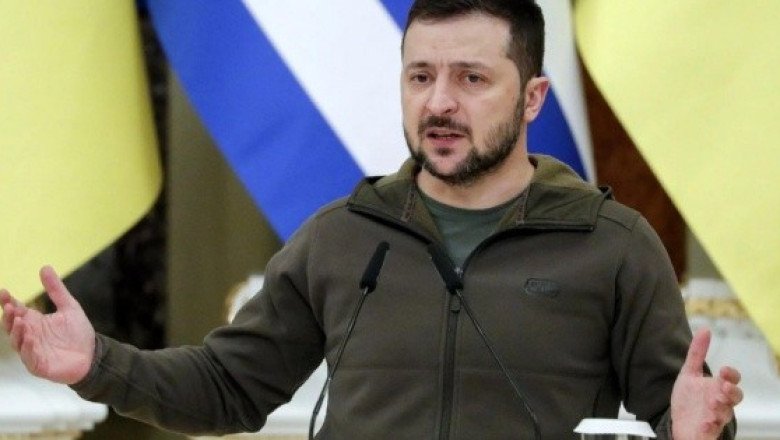 Zelenski anuncia nuevos ataques para contrarrestar la ofensiva rusa