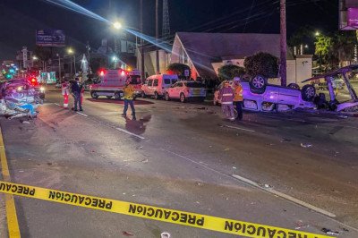 Muere mujer en accidente en la avenida Reforma