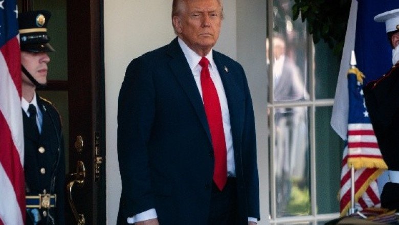 Asesor de Trump acusa al Comité del Nobel de "anteponer la política a la paz"