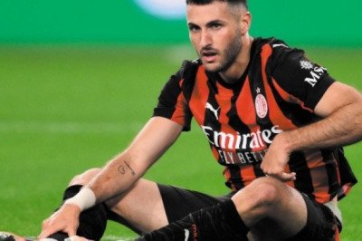 Santiago Giménez abandona el juego ante el Atalanta por lesión