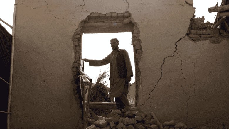 Temblor en Afganistán deja a más de 20 muertos y 530 heridos