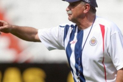 Chivas lamenta el fallecimiento de Xabier Azkargorta