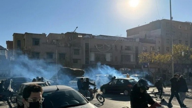 Protestas en Irán continúan por décimo día consecutivo
