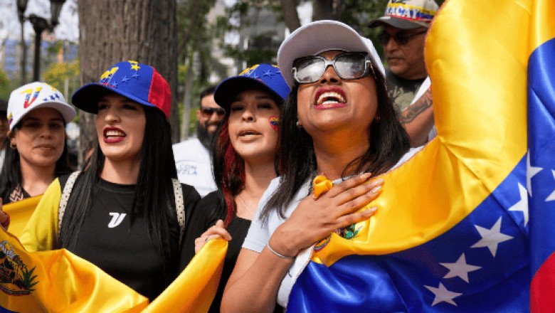 Venezuela y EU exploran restablecer embajadas