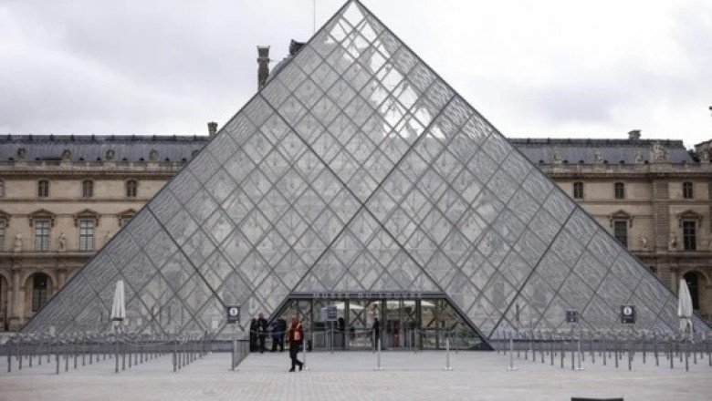 Museo del Louvre permanece completamente cerrado por ESTE motivo