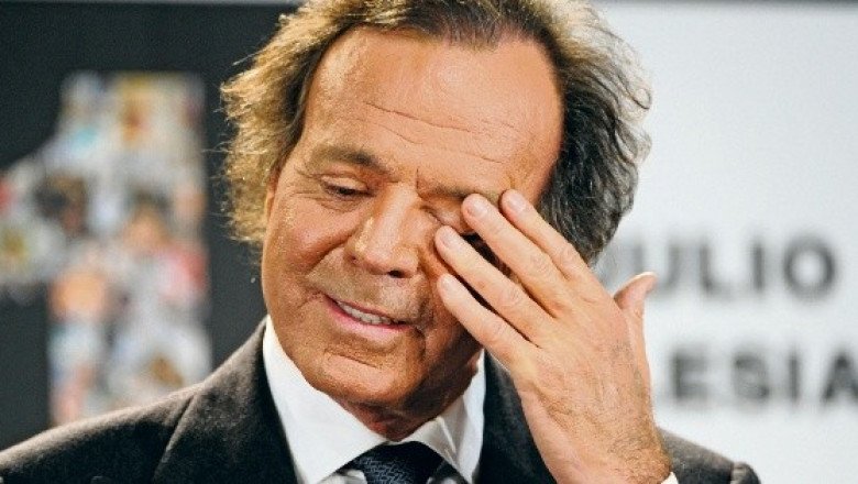 Fama vs. justicia: colectivos apoyan a denunciantes de Julio Iglesias