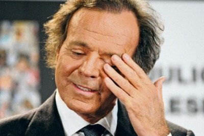 Fama vs. justicia: colectivos apoyan a denunciantes de Julio Iglesias