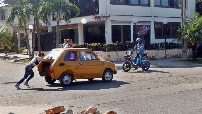 Cuba refuerza lazos con Rusia tras agravarse escasez de combustible