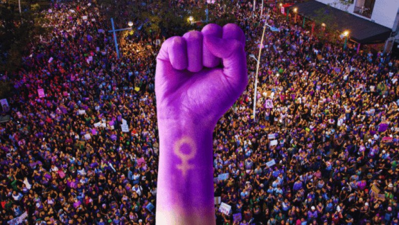 Por qué NO debes felicitar a las mujeres este domingo