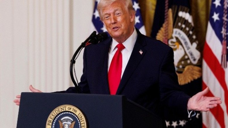 Trump insiste que Sheinbaum 'no debería haber rechazado' su 'ayuda' contra los carteles