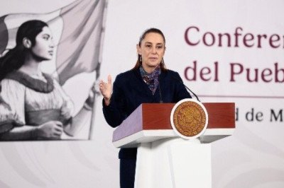 Sheinbaum llama a protestas pacíficas ante paro de la CNTE