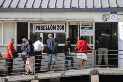 Perú elige nuevo Gobierno en comicios marcados por la inestabilidad política