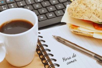 ¿Te prohíben comer en el trabajo? Esto dice la ley en México