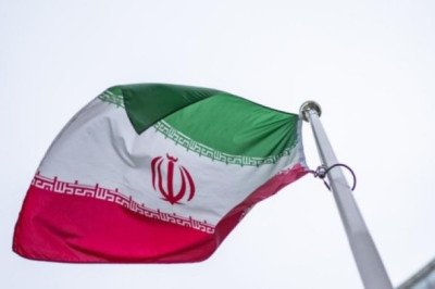 Irán y Pakistán apuestan por continuar esfuerzos diplomáticos para una paz duradera