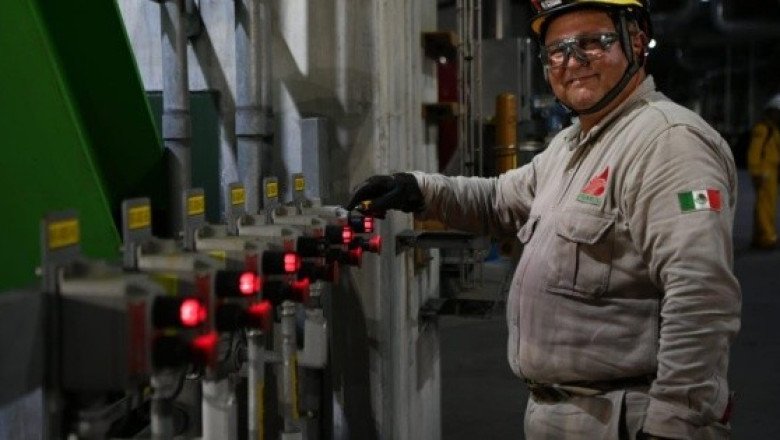 Pemex anuncia inversión para industria petroquímica y de fertilizantes