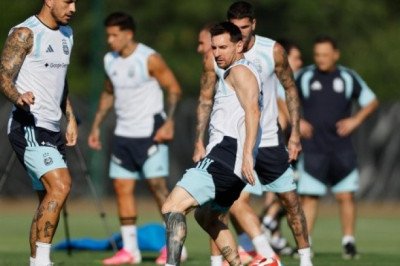 Argentina va por el paso perfecto con Messi encendido