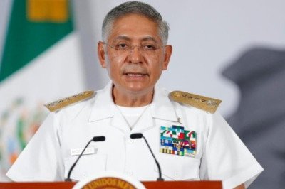 Gobierno federal y Quintana Roo refuerzan estrategia para atender sargazo