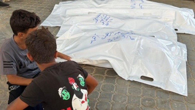 Ataque israelí al norte de Gaza mata a un matrimonio y a dos niñas