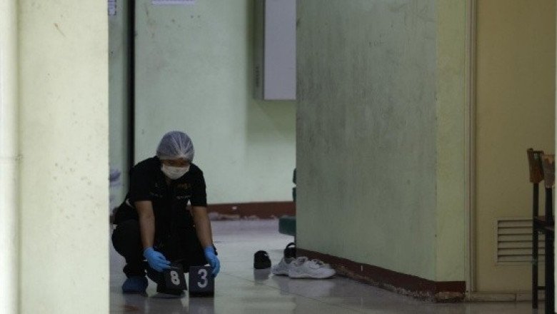 Policía asesina a tiros a su esposa en una guardería de Tailandia en medio de reformas sobre armas