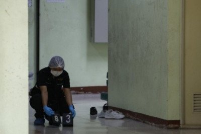Policía asesina a tiros a su esposa en una guardería de Tailandia en medio de reformas sobre armas