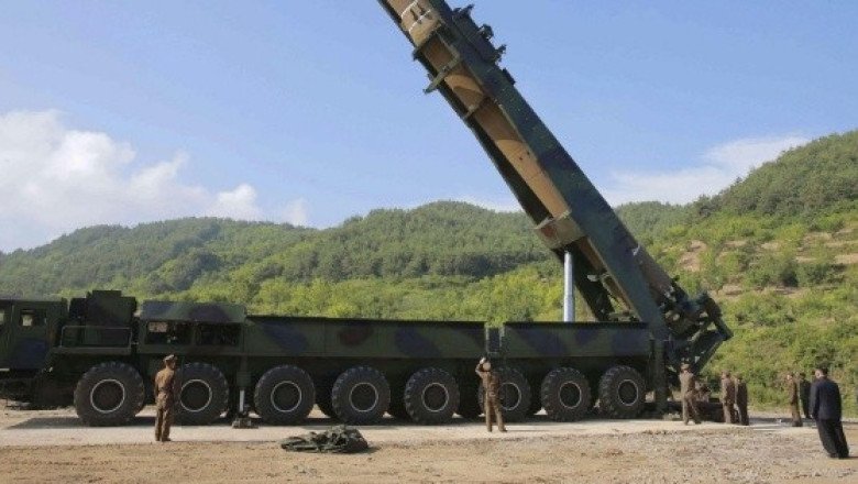 Corea del Norte lanza misiles balísticos tras ejercicios militares de sus rivales