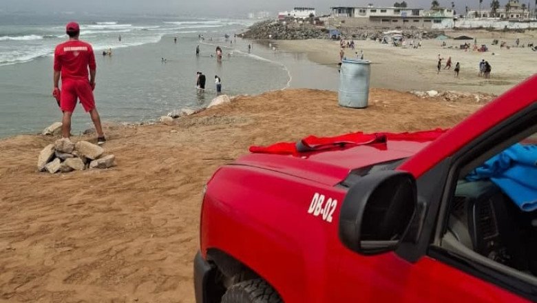 Salvavidas rescataron a tres personas en la playa La Misión