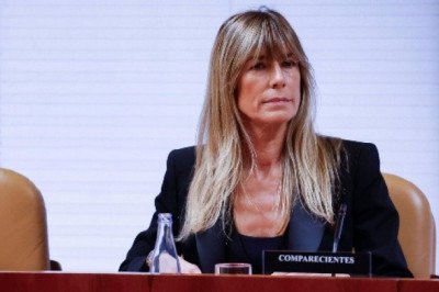 Envían a juicio a Begoña Gómez, esposa del presidente de España