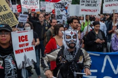 Protestas en Nueva York exigen fin de ICE tras tiroteo en Bronx